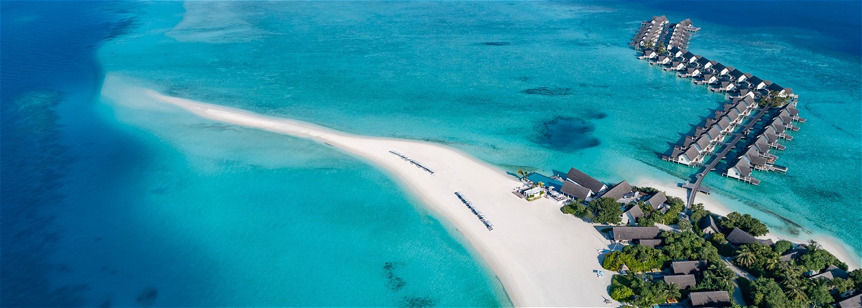 Four Seasons Resort Maldives at Landaa Giraavaru